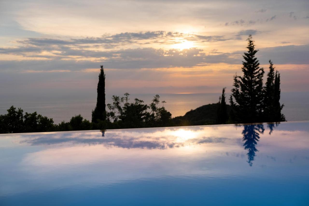 Sapphire Blue Villa Каламіци Екстер'єр фото